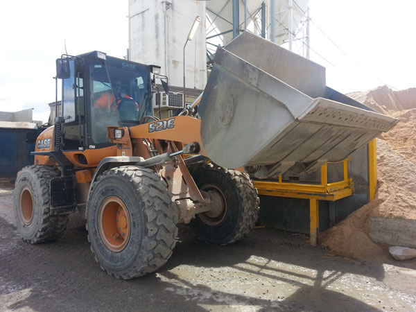 Case 521E Loader with TEDGE at Hanson Bendigo.
